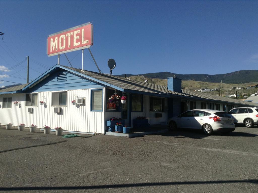 Tumbleweed Motel Cache Creek Exterior photo
